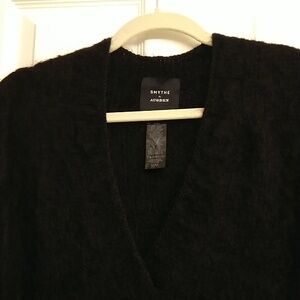 Smythe Alpaca V-Neck Sweater
